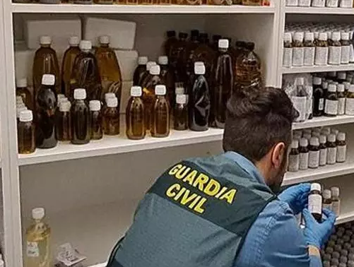 Inspección de aceites por la Guardia Civil