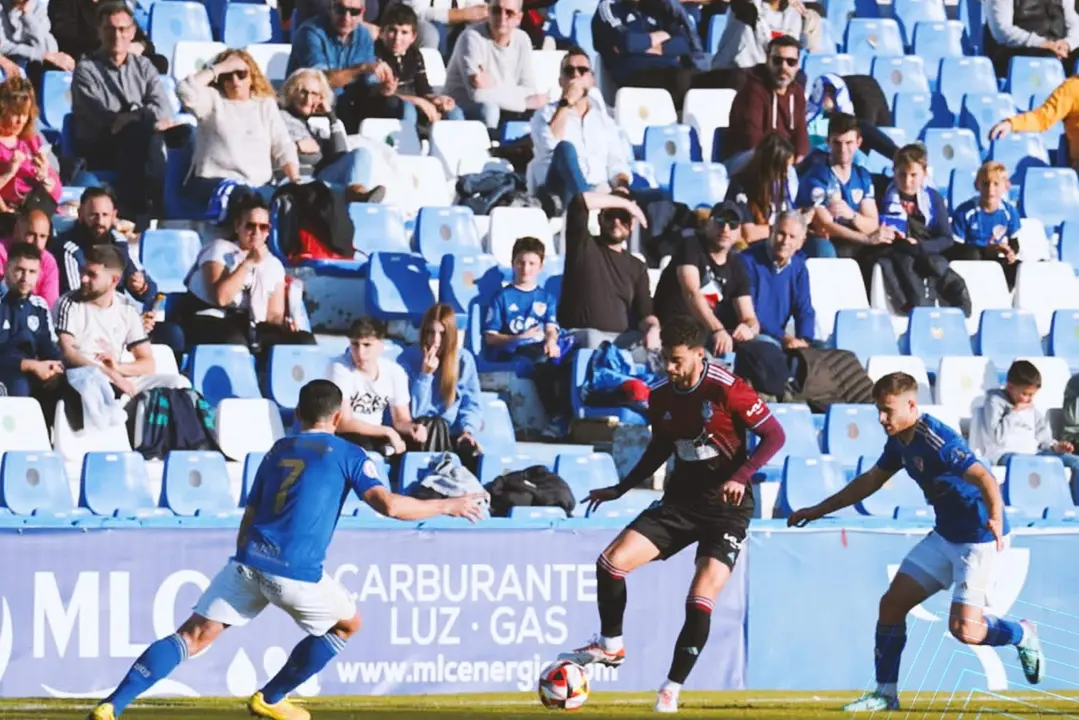 El Recre asalta Linarejos.