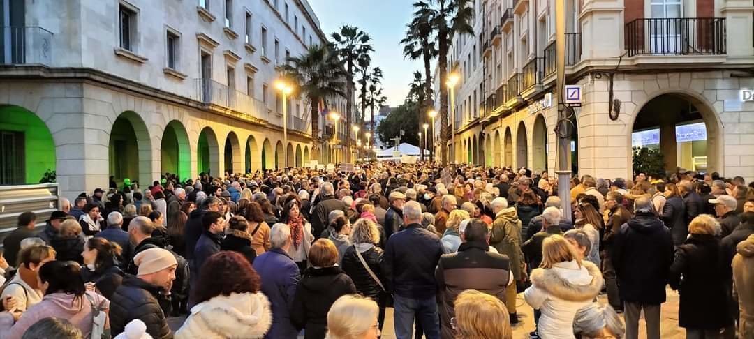 Protesta ciudadana en Huelva por la situación sanitaria
