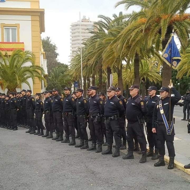 Agentes de la Policía Nacional, esta mañana en Huelva