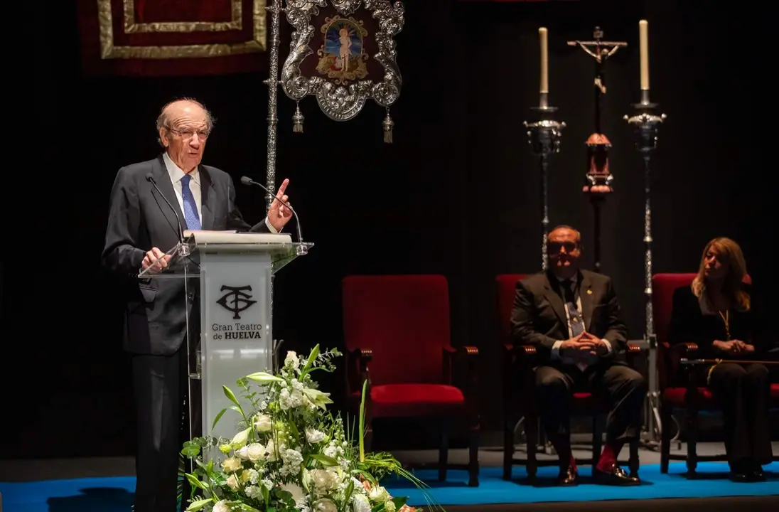 El ex alcalde Pedro Rodríguez, en el pregón de San Sebastián