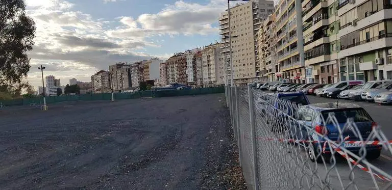 Zona de aparcamientos junto a El Punto