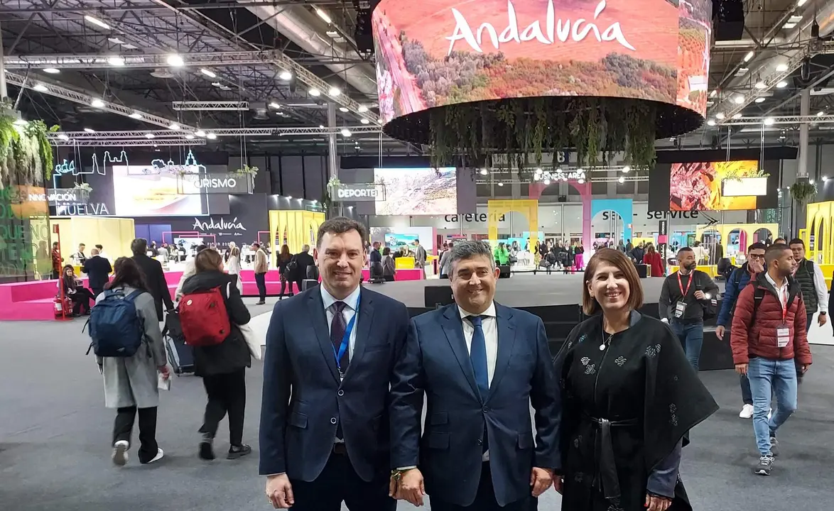 Visita a FITUR del presidente del Puerto