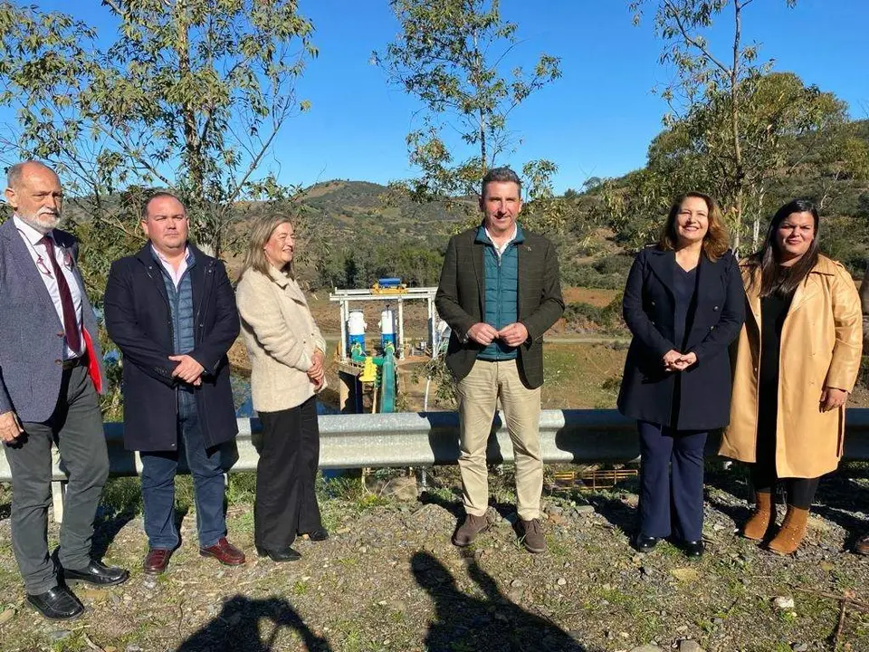 Primera piedra de la obra