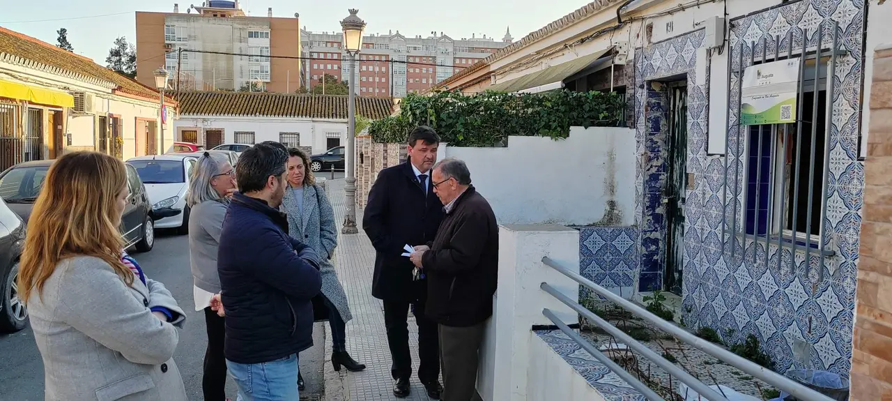 Visita del PSOE a La Navidad