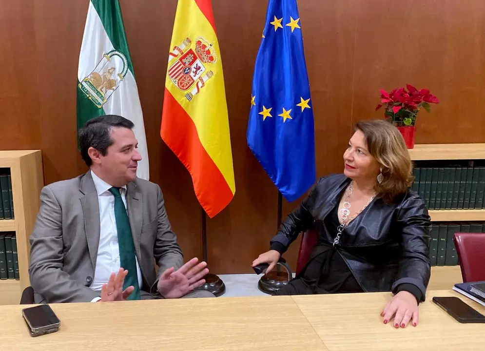 Reunión de la consejera con el presidente de la FAMP