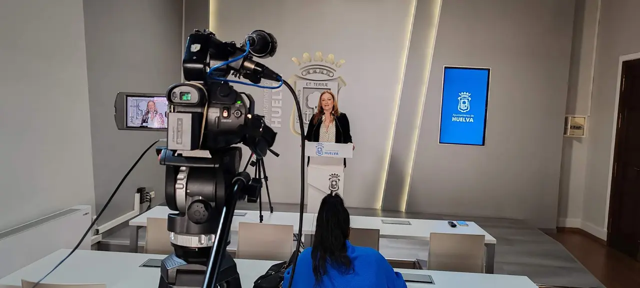 20-02-24 María Teresa Flores en rueda de prensa