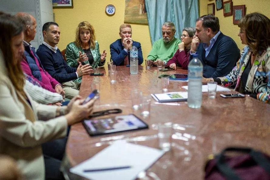 Reunión Molino de la Vega con la alcaldesa