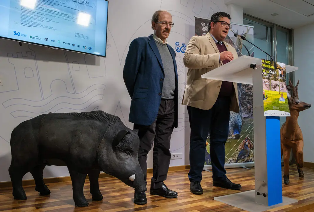 Presentación del IV Foro de la Caza en la Diputación