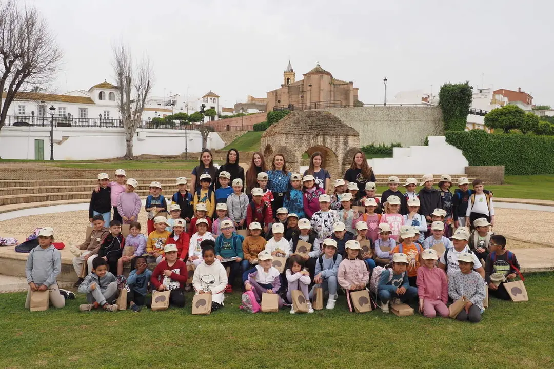 Visita estudiantil al Puerto Histórico de Palos