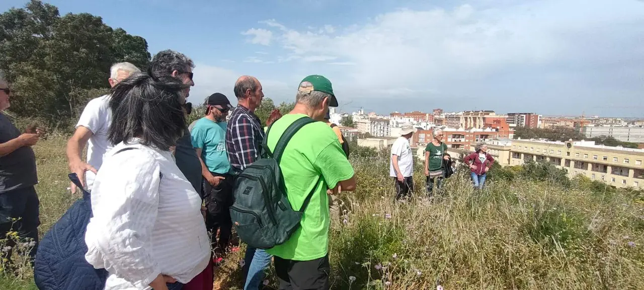 Paseo por los cabezos tras la Asamblea anual de Ecologistas