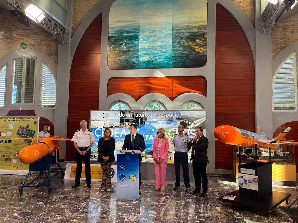 Inauguración de la muestra en el Puerto