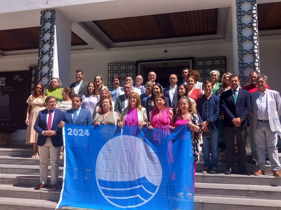 Foto de familia de la entrega de Banderas Azules