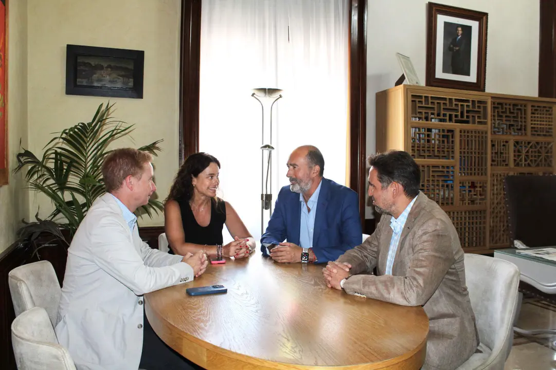 Presentación del congreso en el Ayuntamiento