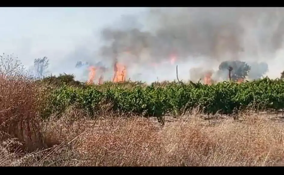 Comienzo del incendio en Bollullos