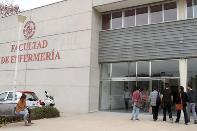 Facultad de Enfermería, uno de los Grados afectados