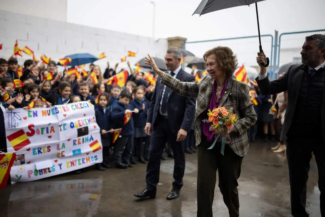 La Reina Sofía en una reciente visita al Banco de Alimentos de Huelva