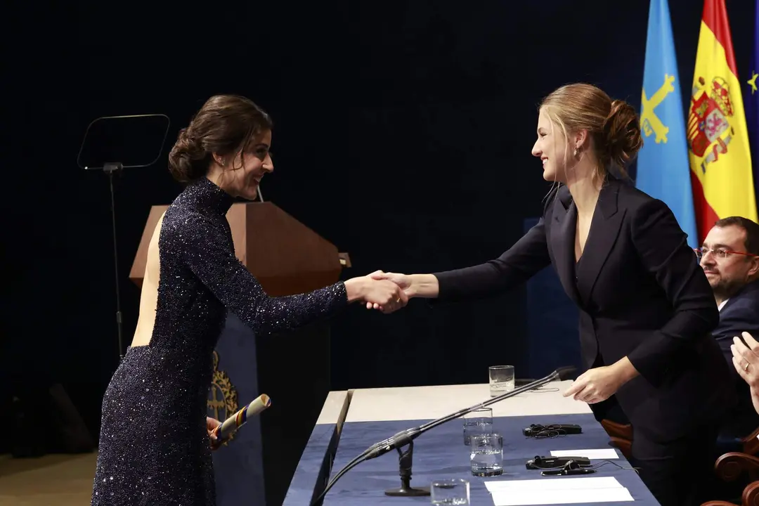 La Princesa de Asturias entrega el Premio a la onubense
