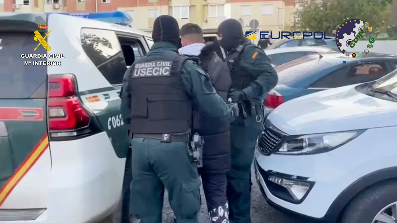 Uno de los detenidos.