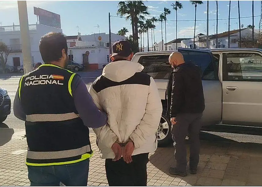 Uno de los detenidos