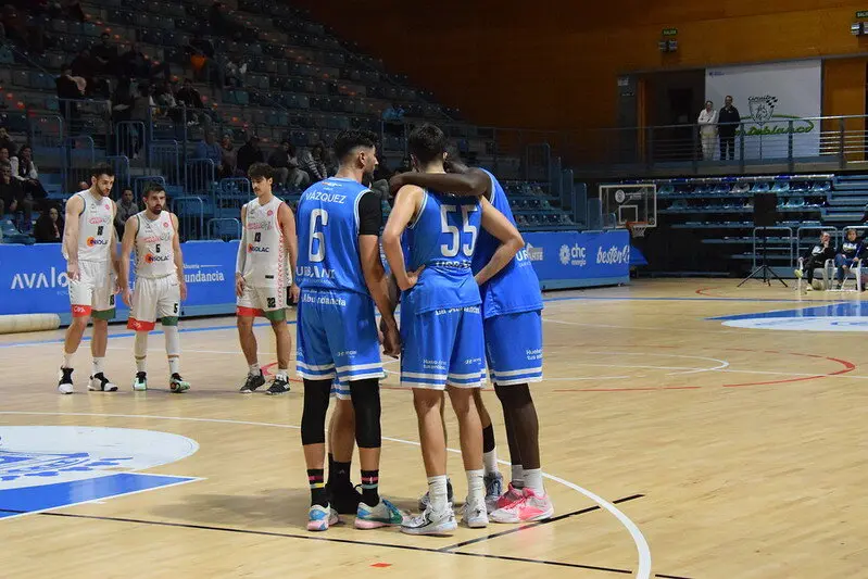 El Ciudad de Huelva comienza a perder jugadores.