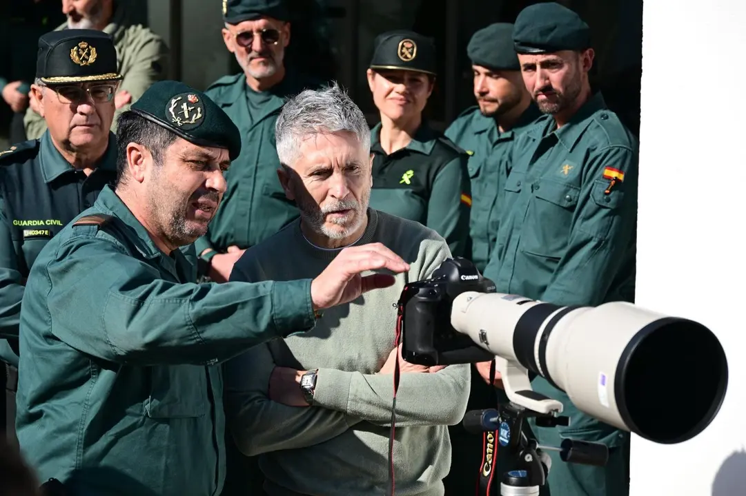 Visita del ministro al Seprona junto al general de división Carlos Sarrión