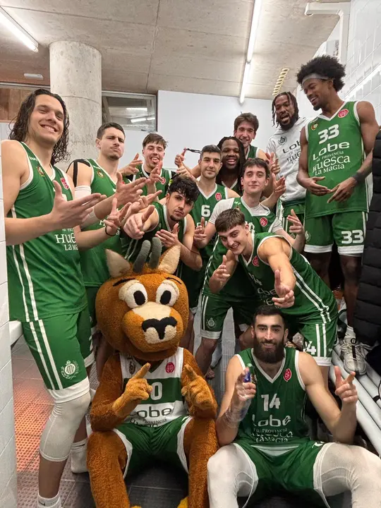 El CB Peñas Huesca tras apalizar al CDH.
