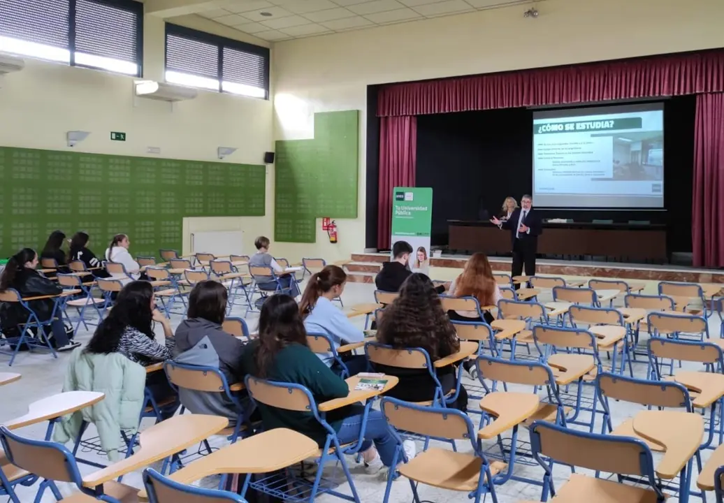 UNED