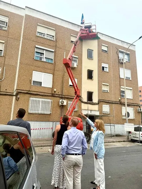 Segunda fase de la eliminación de castilletes de El Torrejón