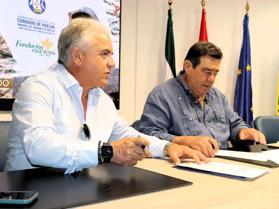 Firma Convenio DOP Condado de Huelva y Asoc Amigos del Vino del Condado de Huelva
