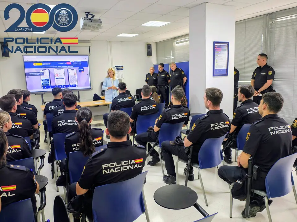 Nuevos agentes de la Policia Nacional en 2025.