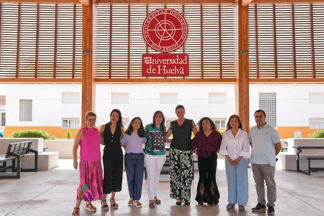 Foto familia UHU