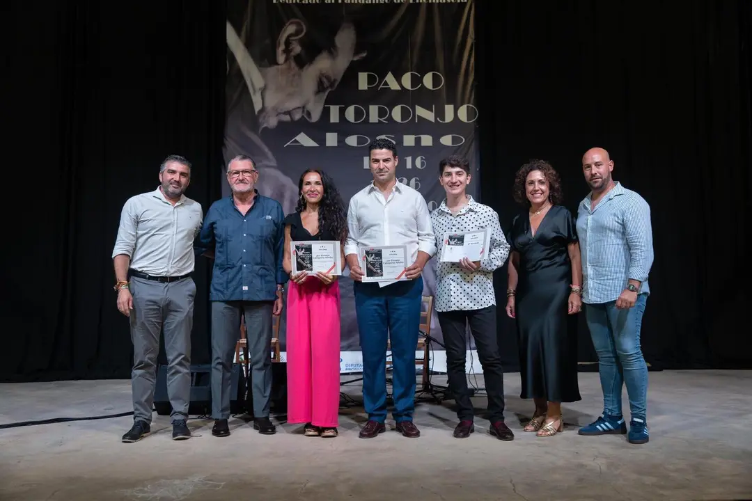 Entrega de premios del certamen de fandangos.