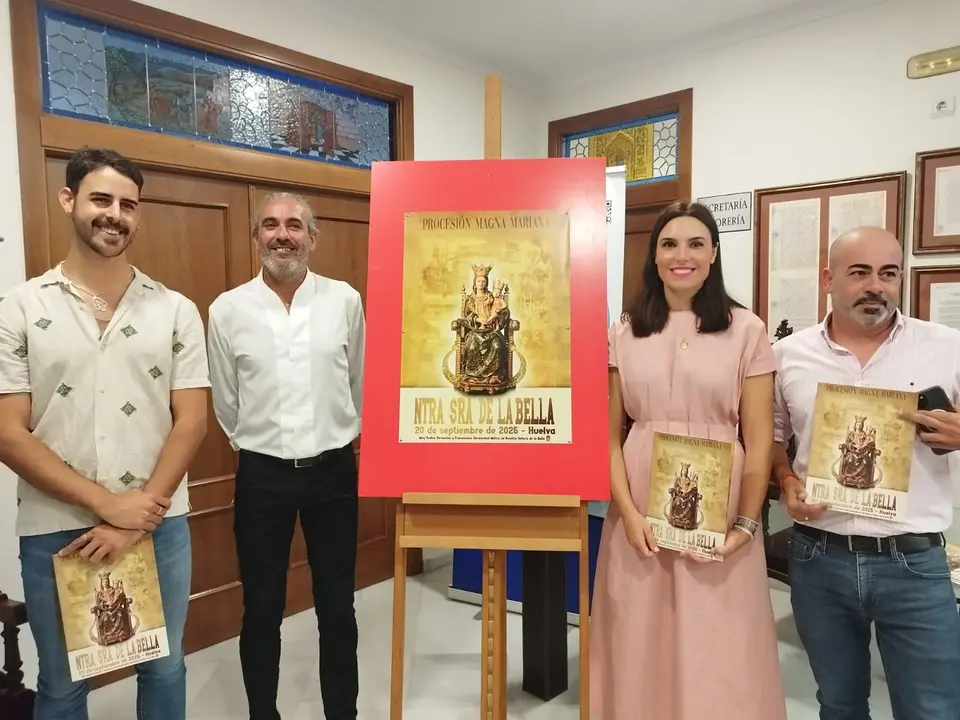 Presentación del cartel para la Magna Mariana de Huelva / Fotografía: Ayuntamiento de Lepe.
