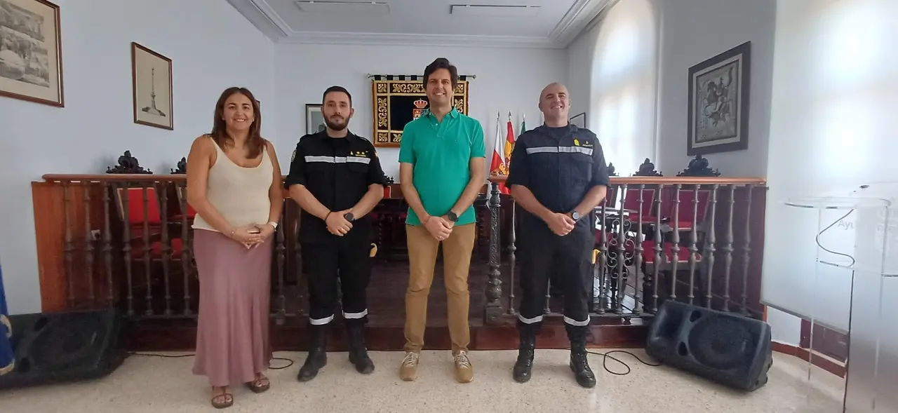 Visita de la UME a Calañas.