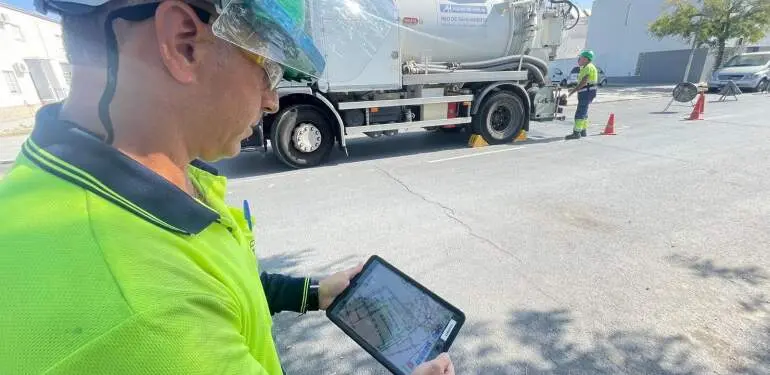 El uso de la tecnología digital para la limpieza.