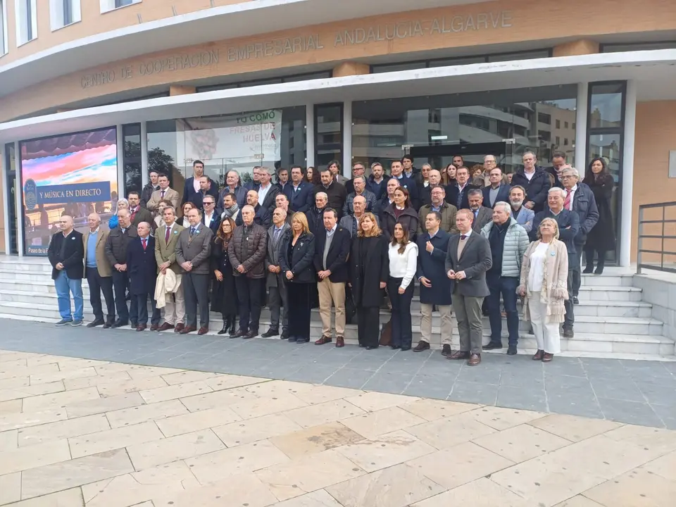 Minuto de silencio en la FOE