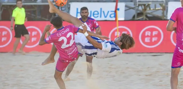 F&uacute;tbol playa.