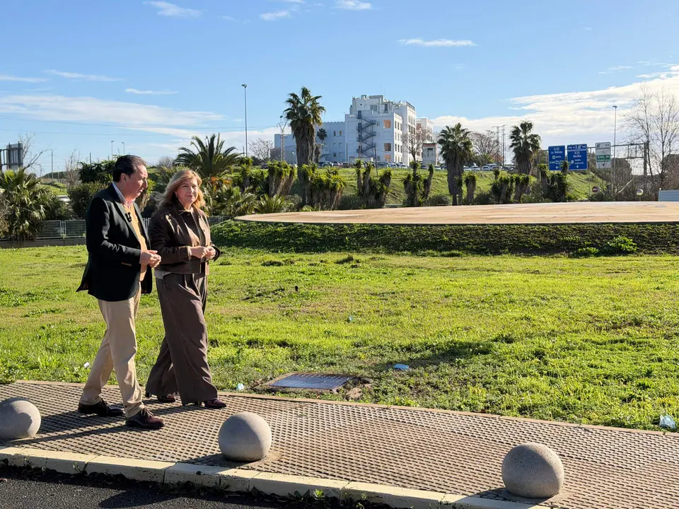 Manuel Andr&eacute;s Gonz&aacute;lez junto a Berta Centeno. / Fotograf&iacute;a: PP