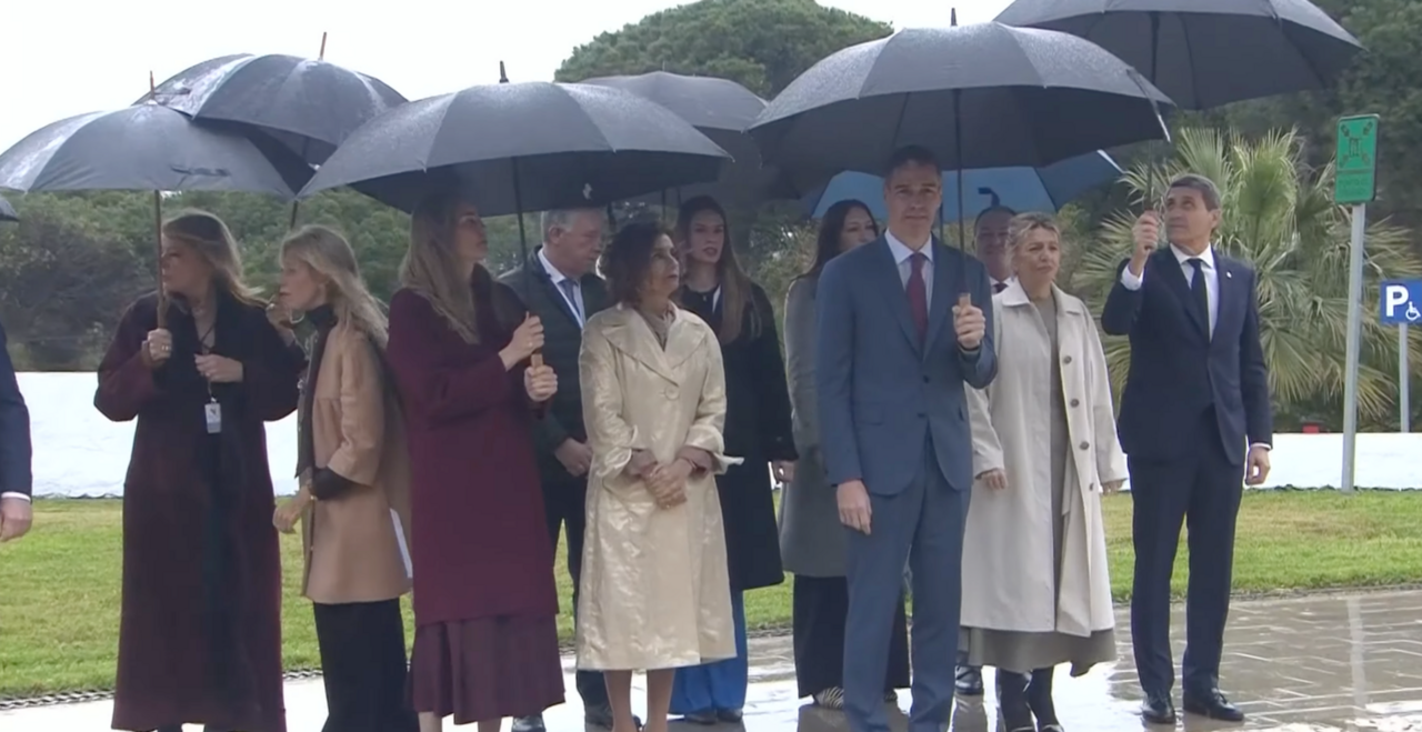 Pedro S&aacute;nchez preside en La R&aacute;bida un homenaje a las v&iacute;ctimas del accidente ferroviario de Adamuz