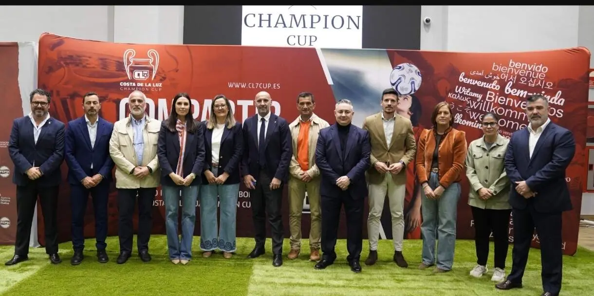 Organizadores e invitados especiales 