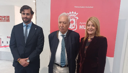 Garc&iacute;a-Margallo analiza en Huelva el nuevo orden global y su impacto en las empresas