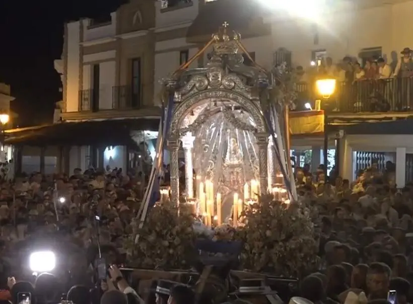 Entrada de Huelva en El Roc&iacute;o.