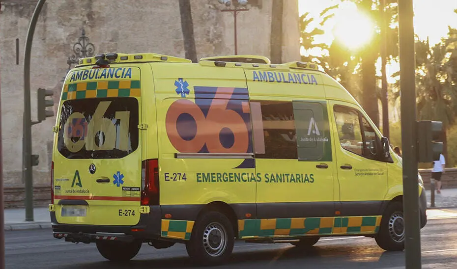 (Foto de ARCHIVO)
Veh&iacute;culo de Emergencias Sanitarias (061)