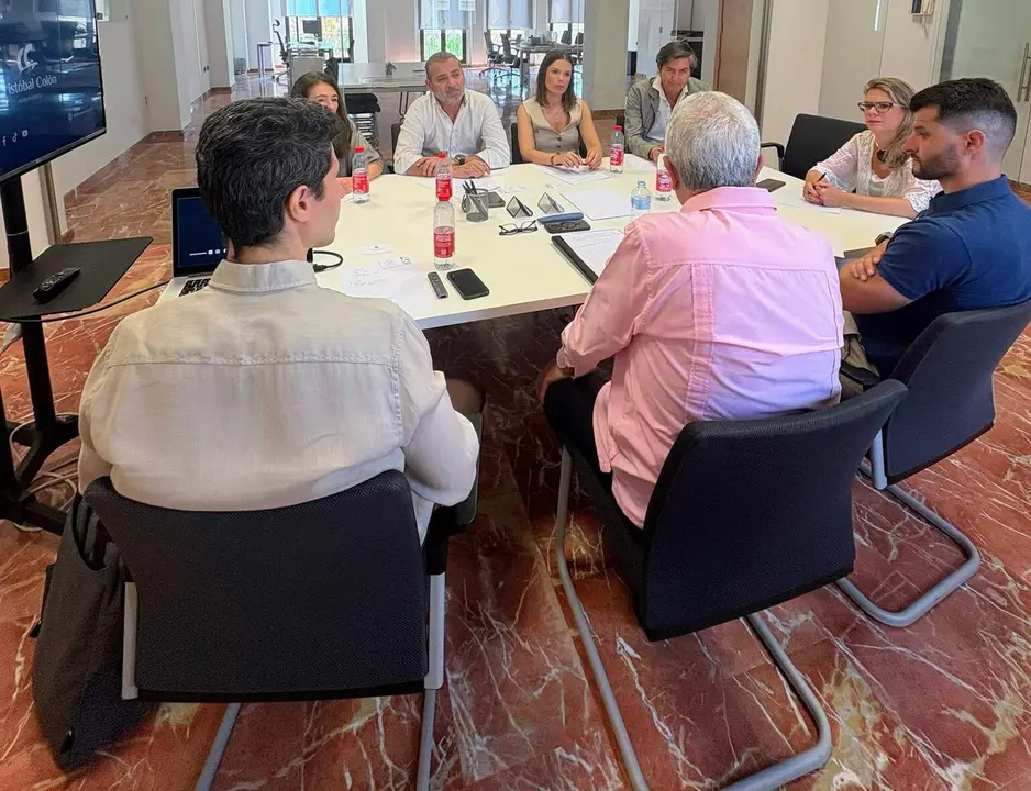 Reuni&oacute;n de VOX con los impulsores del aeropuerto.