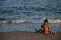 REFRESCANDO LOS PIES - Juan Antonio Gonz&aacute;lez