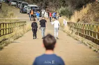 El publico se congrega para disfrutar de la prueba