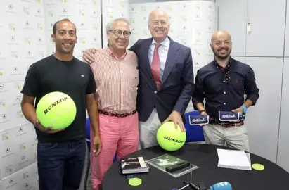 Canterla. Presentaci&oacute;n del Torneo de P&aacute;del en el concesionario Ardasa Sur