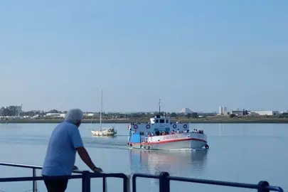 29/10/2019 Cierre de frontera fluvial de Ayamonte (Huelva) con Portugal por el coronavirus
ANDALUC&Iacute;A ESPA&Ntilde;A EUROPA HUELVA POL&Iacute;TICA SOCIEDAD
AYUNTAMIENTO DE AYAMONTE