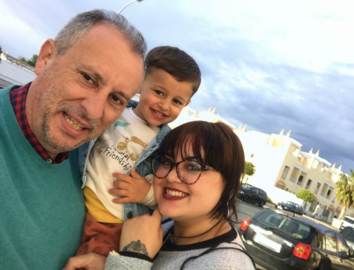 Fermín Cabanillas, con sus hijos, Rodrigo y María José.